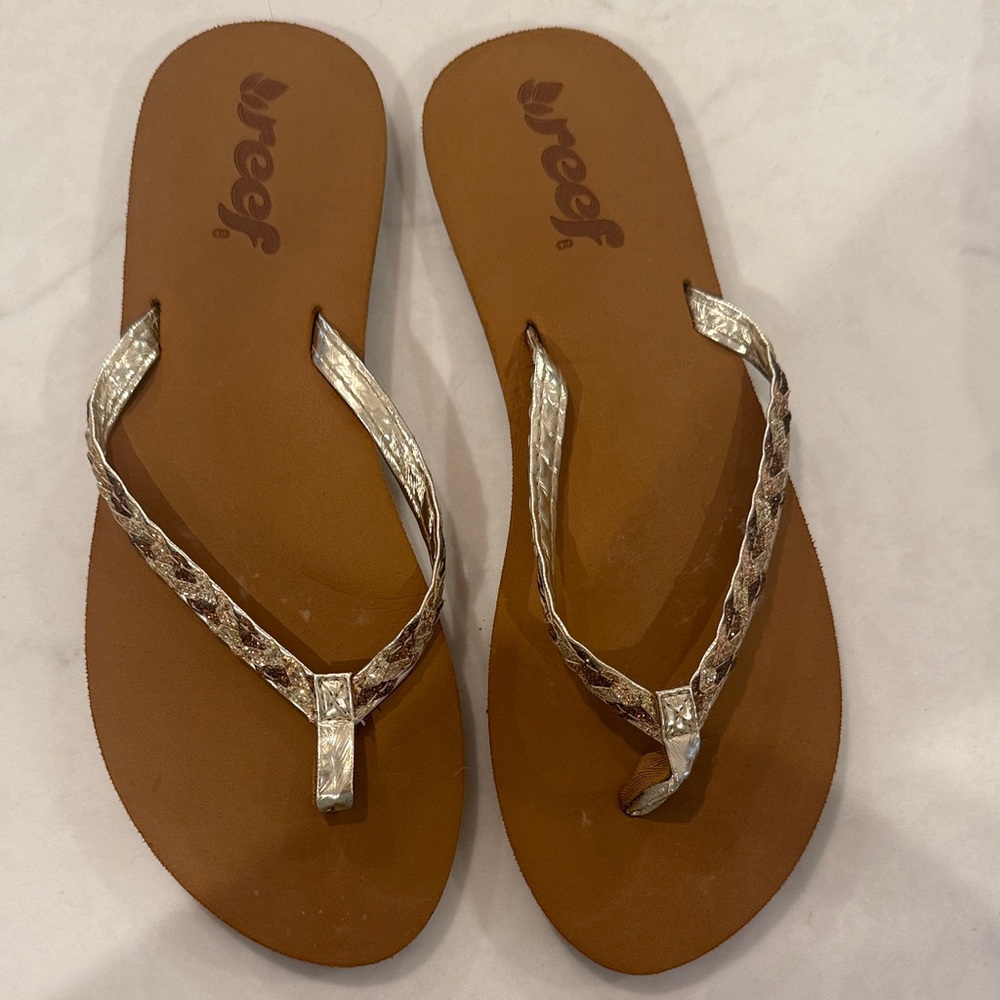 Reef Women's Tan and Silver Sandals